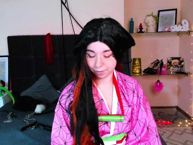 AlexisSky live cam on BongaCams