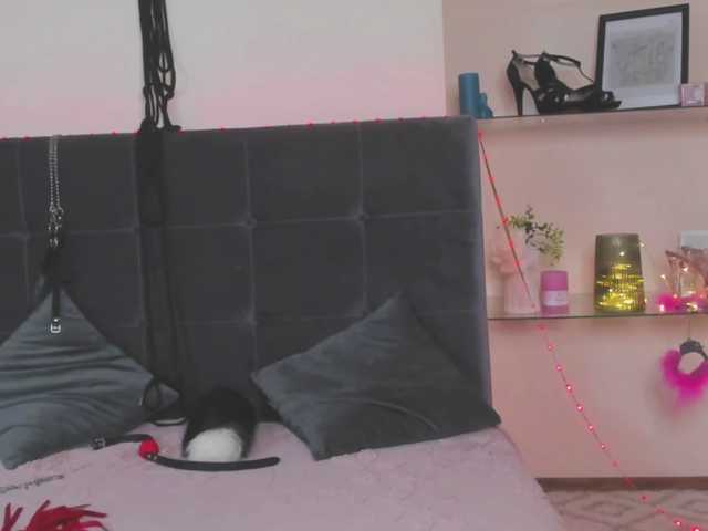 AlexisSky live webcam show