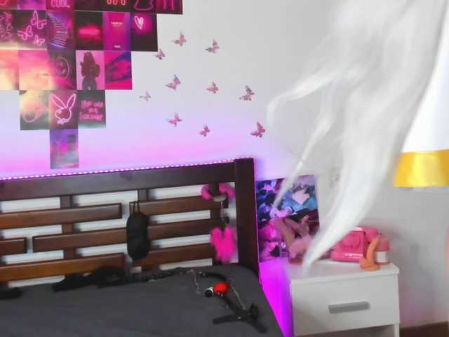 AlexisSky live cam on BongaCams