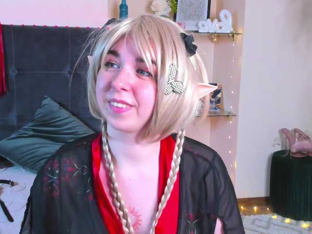AlexisSky live cam on BongaCams