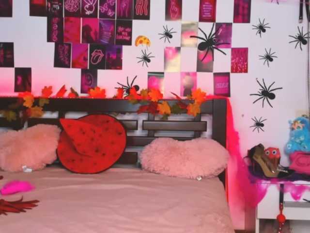AlexisSky live cam on BongaCams
