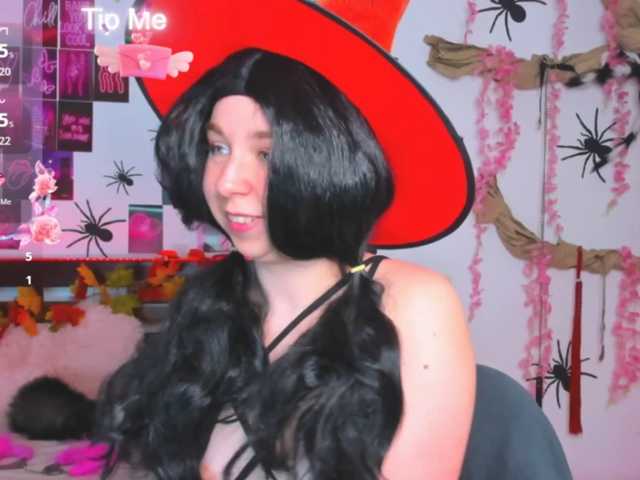 AlexisSky live cam preview