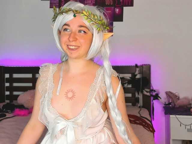 AlexisSky live cam on BongaCams