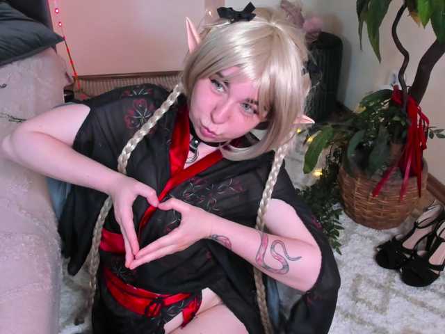 AlexisSky live cam on BongaCams