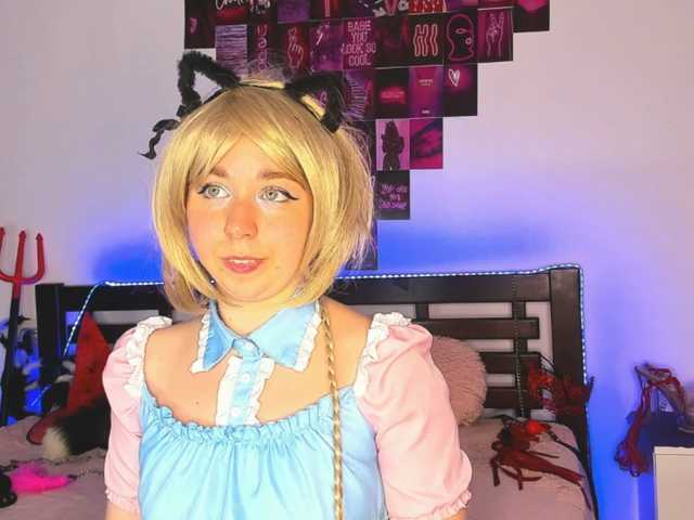 AlexisSky live cam on BongaCams