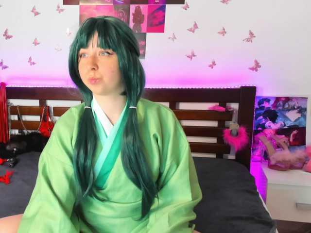 AlexisSky live cam on BongaCams