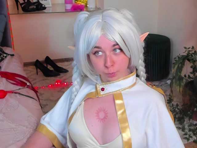 AlexisSky live cam on BongaCams