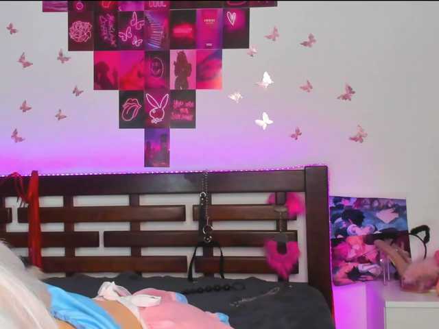 AlexisSky live cam on BongaCams