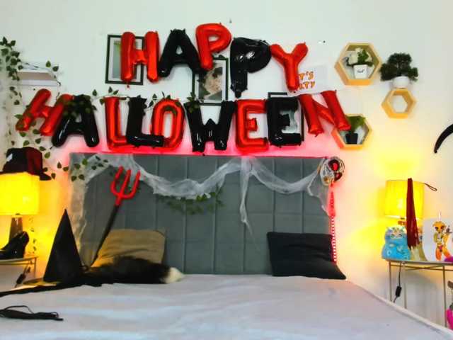 AlexisSky live cam on BongaCams