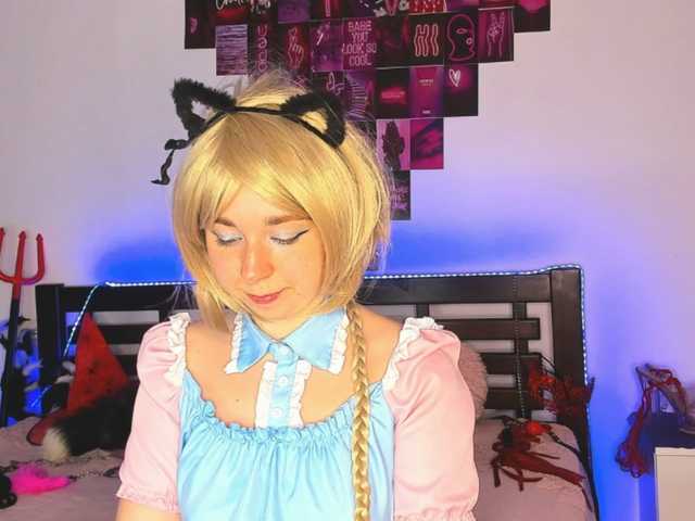 AlexisSky live cam on BongaCams