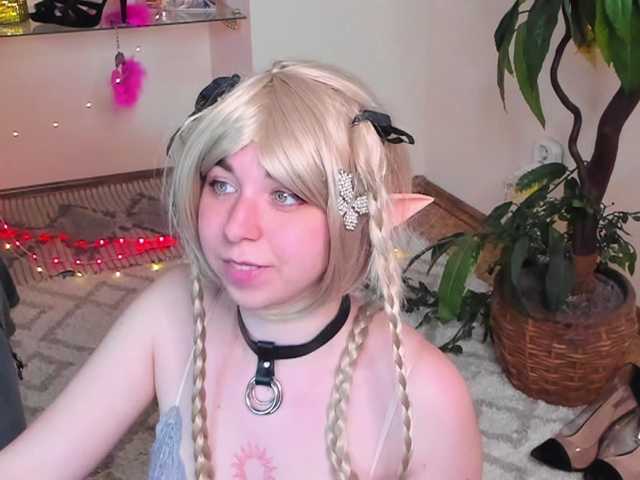 AlexisSky live cam on BongaCams