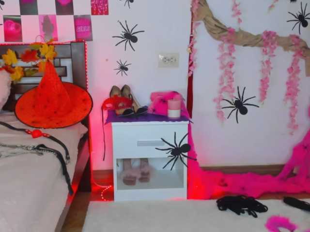 AlexisSky live cam on BongaCams