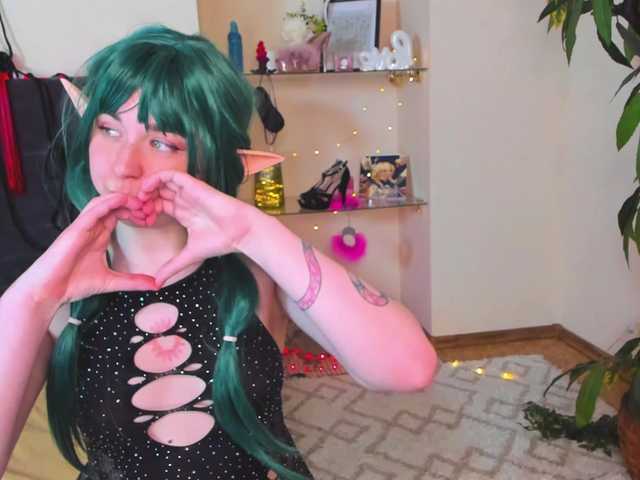 AlexisSky live cam on BongaCams
