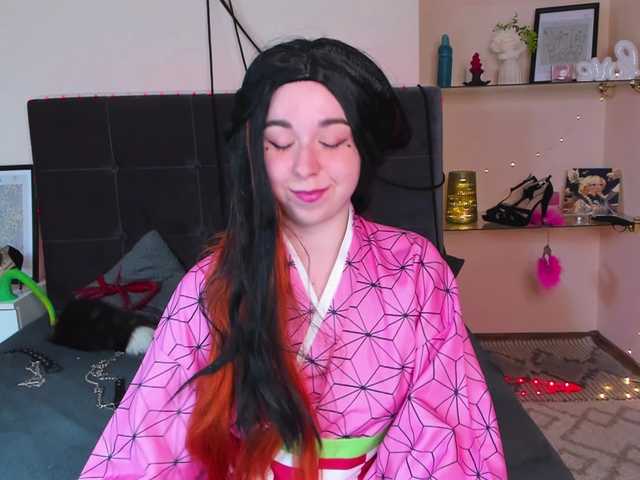 AlexisSky live cam on BongaCams