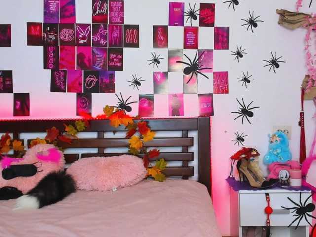 AlexisSky live cam on BongaCams