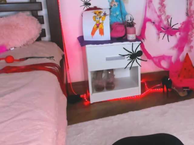 AlexisSky live cam on BongaCams