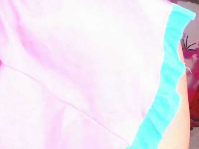 AlexisSky, en directo ahora en BongaCams