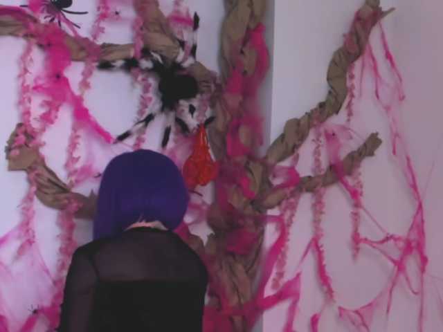 AlexisSky, en directo ahora en BongaCams