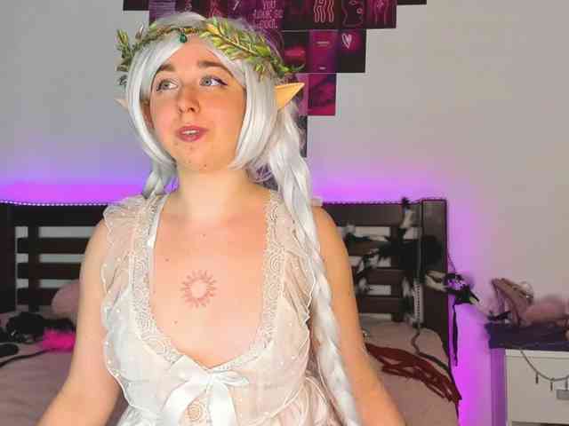 AlexisSky's webcam live show