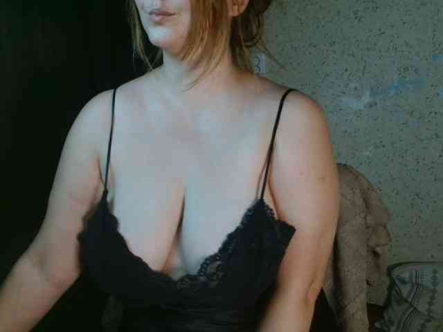 VITAMINKA_ webcam