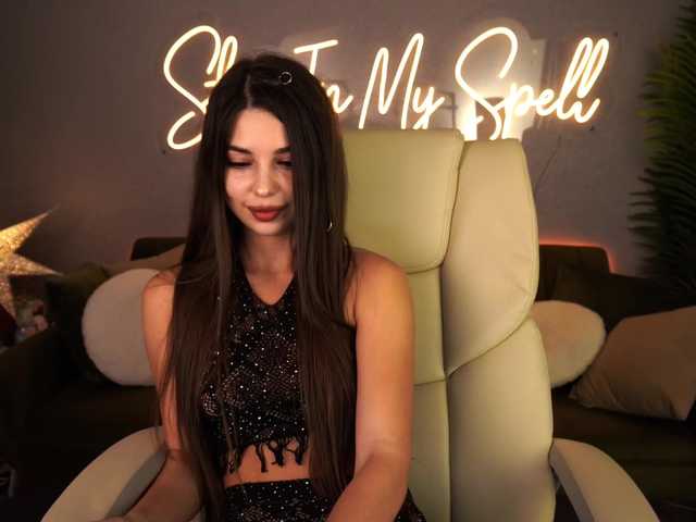 MilleJoy live cam preview