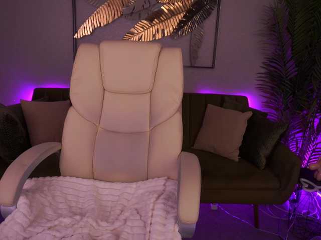 MilleJoy live webcam show
