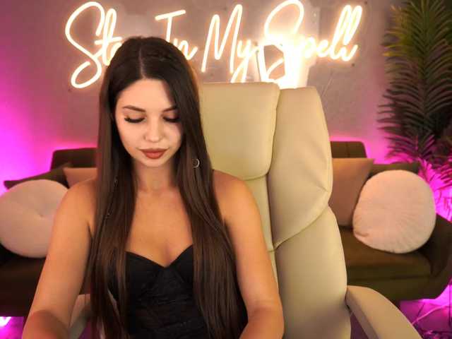 MilleJoy live cam