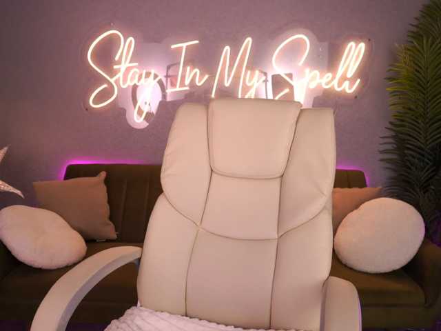 MilleJoy live cam on BongaCams