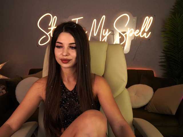 MilleJoy live cam preview