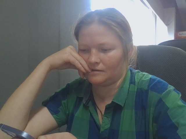 le modèle AliceLaKatana est en webcam porno dans un show sur le site bongacams, il possède les tags suivants: White/Caucasian,Blonde,Shaved