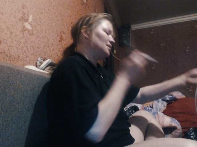 AliceLaKatana live cam on BongaCams