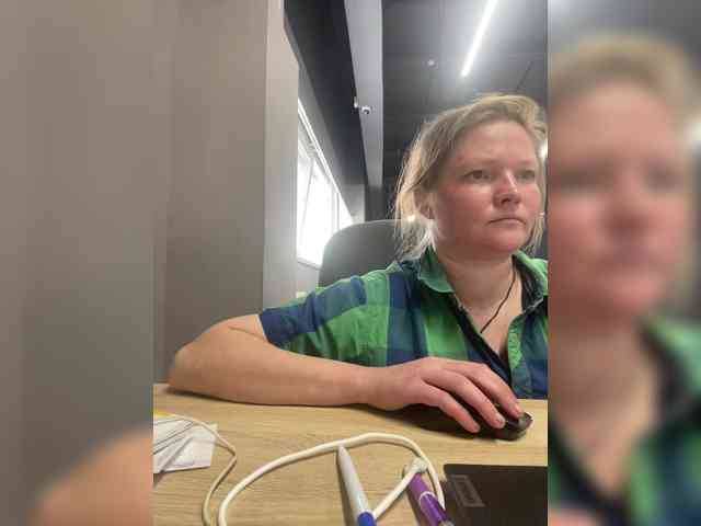 AliceLaKatana webcam