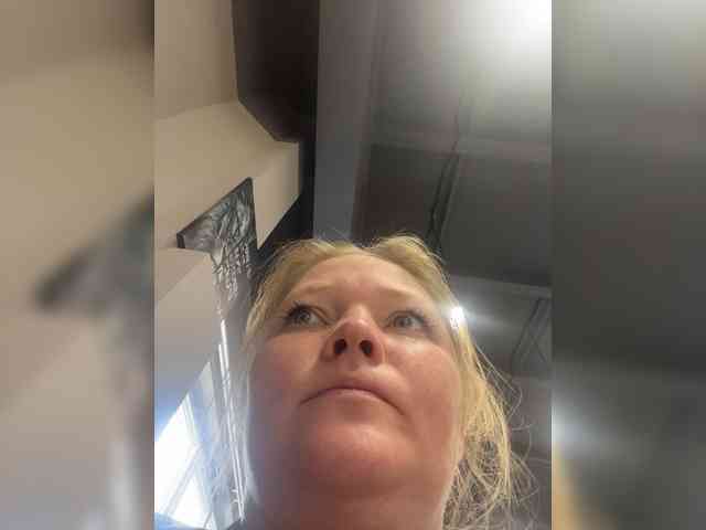 AliceLaKatana webcam