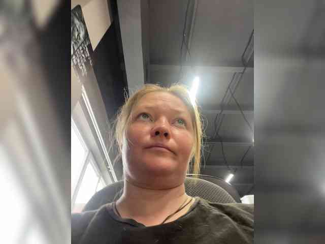 AliceLaKatana webcam