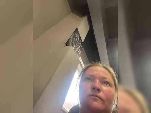 AliceLaKatana webcam