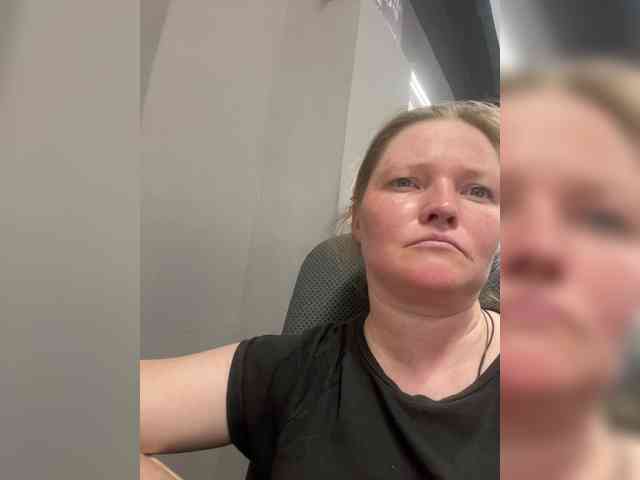 AliceLaKatana webcam