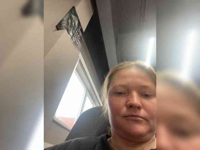 AliceLaKatana webcam