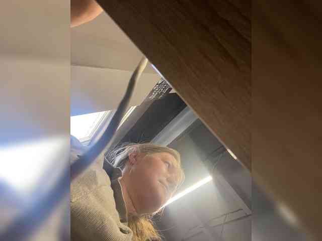 AliceLaKatana webcam