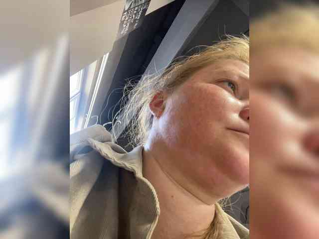 AliceLaKatana webcam