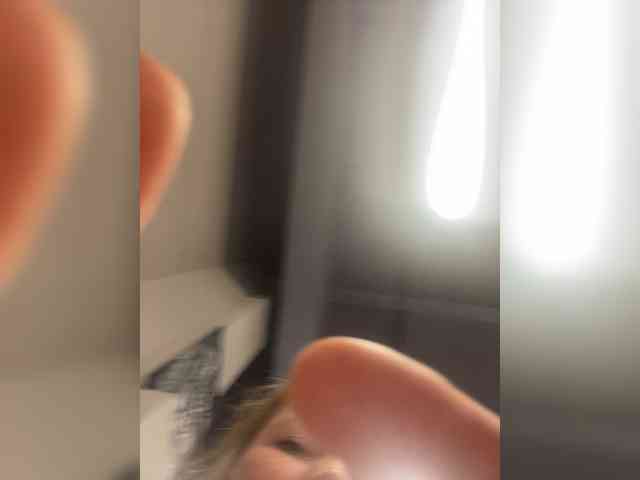 AliceLaKatana webcam