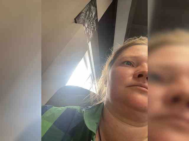 AliceLaKatana webcam