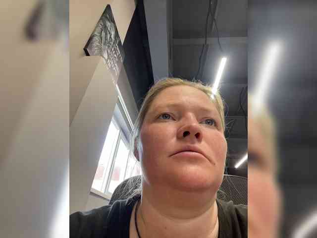 AliceLaKatana webcam