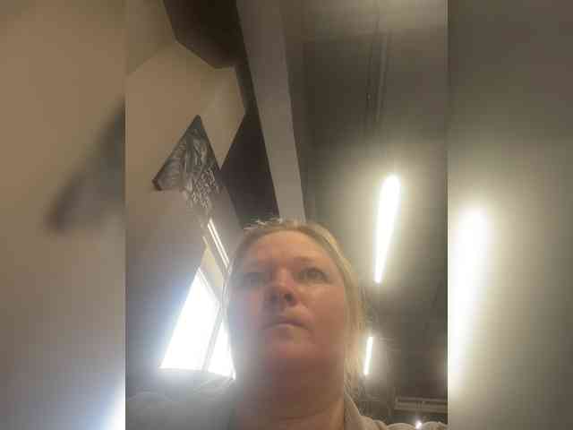 AliceLaKatana webcam