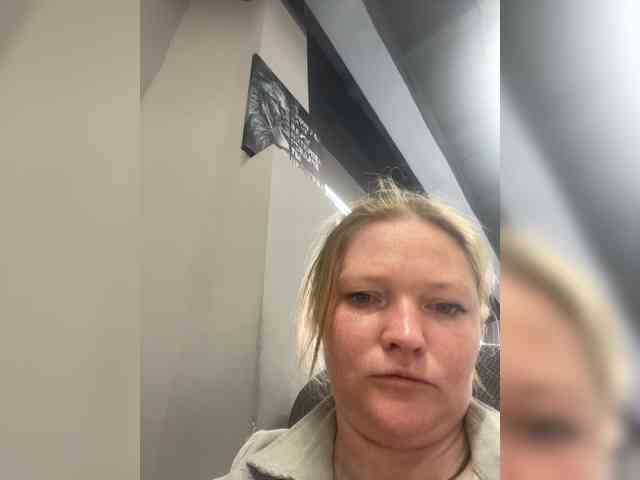 AliceLaKatana webcam