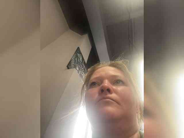 AliceLaKatana webcam
