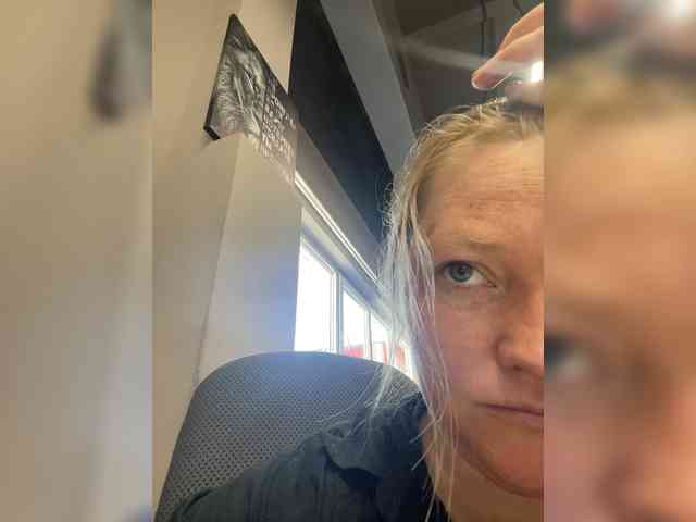AliceLaKatana webcam