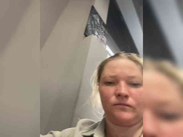 AliceLaKatana webcam