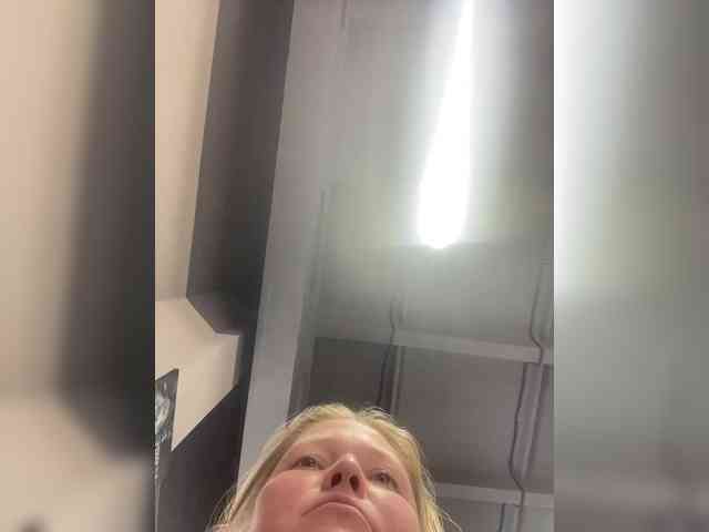 AliceLaKatana webcam