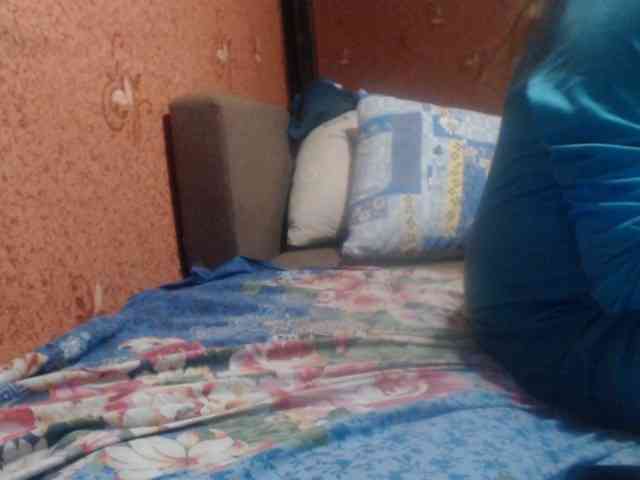 AliceLaKatana webcam