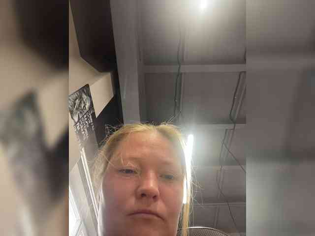 AliceLaKatana webcam